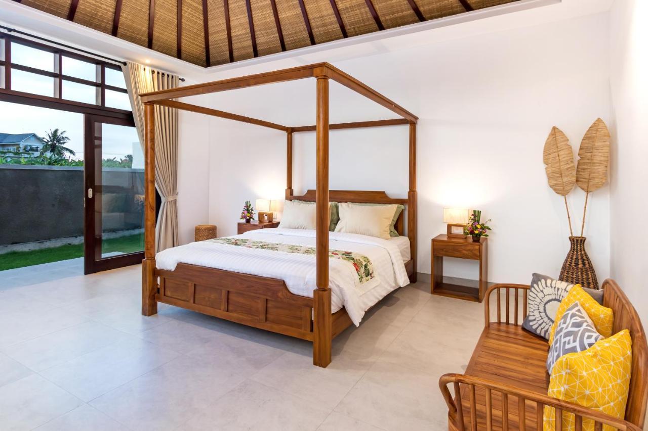 Villa Besakih 5Br, 5 Mins To Beach - Canggu 외부 사진