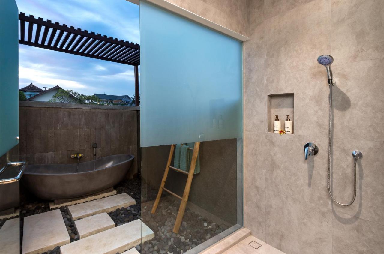 Villa Besakih 5Br, 5 Mins To Beach - Canggu 외부 사진