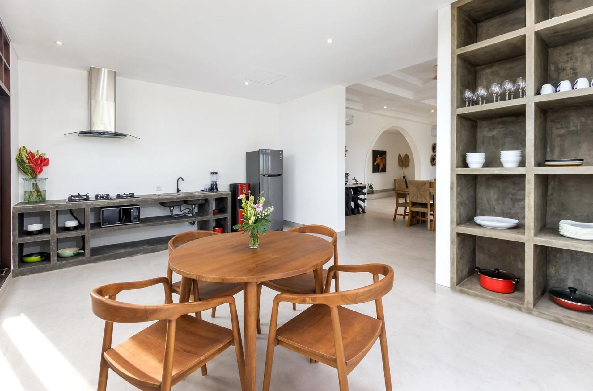Villa Besakih 5Br, 5 Mins To Beach - Canggu 외부 사진